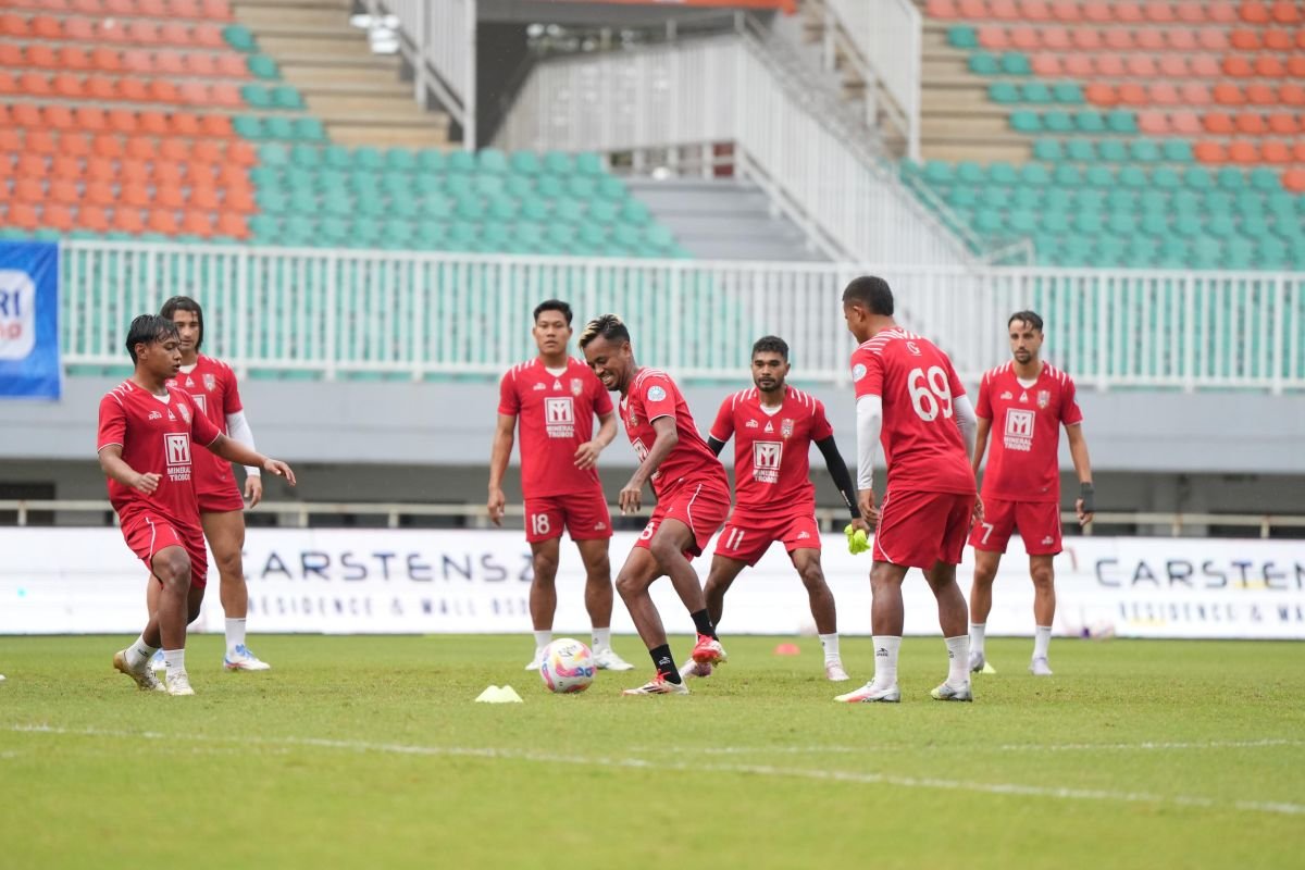 Tahar: Pertahanan Malut United Siap Hadapi Tantangan Dewa United
