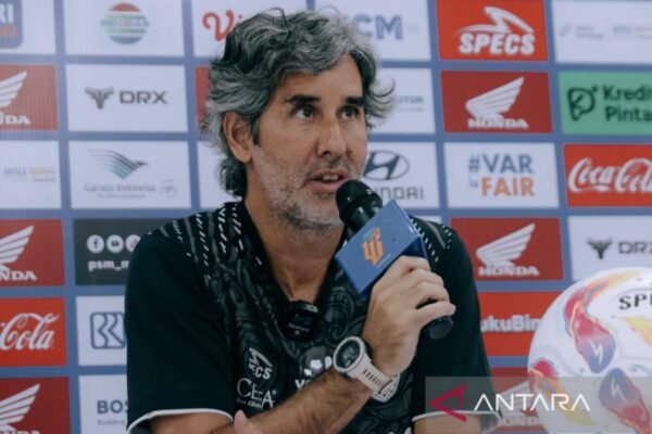 Teco Cugurra Berpisah dengan Bali United, Melanjutkan Karier di Indonesia