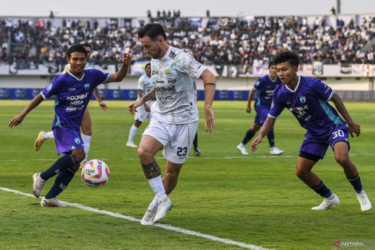 Analisis Kinerja Lefundes: Persita Tangerang Layak Meraih Kemenangan atas Persib