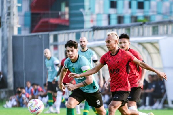 Persik Tingkatkan Performa Tim Melalui Uji Coba