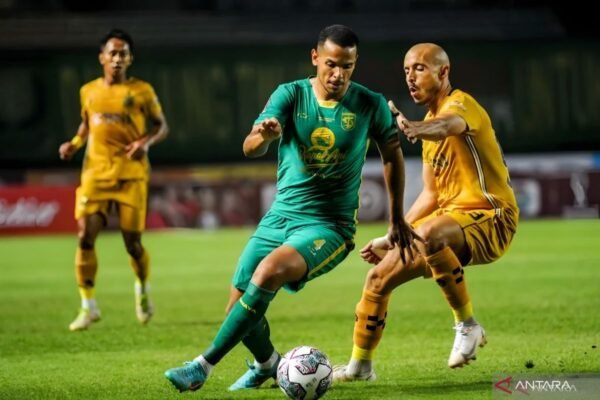 Persebaya Resmi Mengenalkan Leo Lelis Sebagai Pemain Asing Ke-9