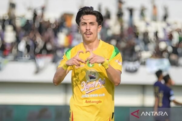 Persebaya Menanti Putusan Komite Disiplin Mengenai Sanksi untuk Rivera