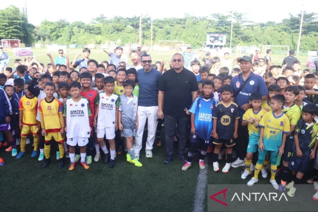 Pembukaan Andre Rosiade Cup Ke-3: Soroti Kompetisi Usia Muda PSSI